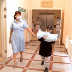 «Особенная» женщина из Шымкента стала мамой Зарета Курмангужинова
