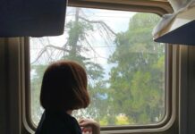 Казахстанские поезда планируют подключить к бесперебойному интернету поезд