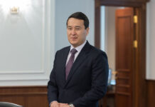 Алихан Смаилов назначен премьер-министром РК Алихан Смаилов