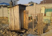 Упавшего в туалет ребенка спасли в Туркестанской области туалет