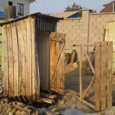Упавшего в туалет ребенка спасли в Туркестанской области туалет