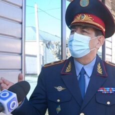 Генерал Е. Жумаханбетов рассказал, как помогали шымкентцы во время беспорядков