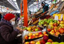 В Казахстане смягчили карантин для бизнес объектов рынок