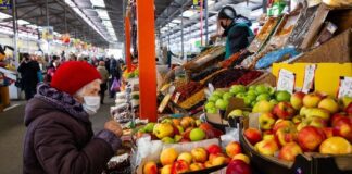 В Казахстане смягчили карантин для бизнес объектов рынок