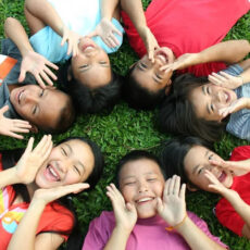 Доверие в семье становится защитой от буллинга дети