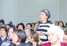 Кто получит социальные выплаты в ближайшие праздники? многодетная