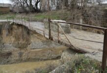 Аварийный мост через реку «Сайрам Су» восстановят Аварийный мост через реку "Сайрам Су"