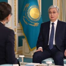 Что будет с поправками законов о Елбасы?