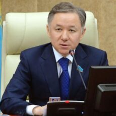 Нурлан Нигматулин ушел в отставку Нурлан Нигматулин