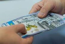 Информаторов о коррупции защитят от увольнения