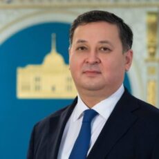 В Администрации президента новый руководитель Мурат Нуртлеу