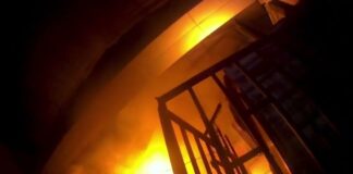 На верхнем рынке в Шымкенте вспыхнул пожар