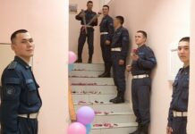 Солдаты Шымкента оригинально поздравили своих дам с 8 Марта