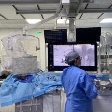 В Шымкенте провели уникальную операцию женщине с циррозом печени