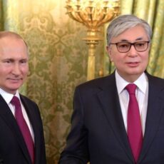 Токаев и Путин переговорили по телефону