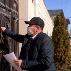 Счета и авто неплательщиков налогов в Шымкенте арестуют
