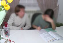 Женщина посадила мужа на 20 лет за изнасилование дочери