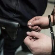 Экс-полицейского Шымкента осудили на 3 года