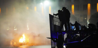 20 человек погибли при нападении на акимат Шымкента