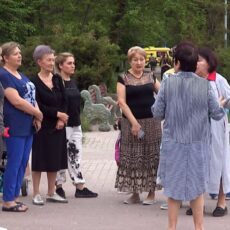 Шымкентцы жалуются на шумное соседство