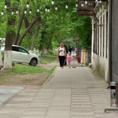 Почему подростки убегают из дома?