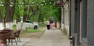 Почему подростки убегают из дома?