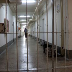 Шымкентских чиновников привели в СИЗО на экскурсию