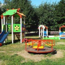 Как строят детские площадки в Аль-Фарабийском районе