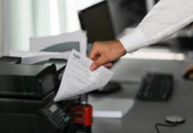 В ЦОНах Шымкента перестанут выдавать расписки