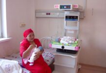 Журналисты встретились с мамой тройняшек