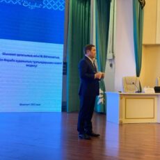 Мурат Айтенов продолжает встречаться с населением