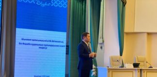 Мурат Айтенов продолжает встречаться с населением