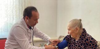 Бригада врачей навестила ветеранов ВОВ