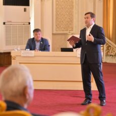 Аким Шымкента встретился с жителями Каратауского района