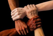 Международный день друзей отмечают ряд стран