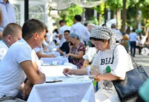 Более 5 тысяч вакансий представили на ярмарке в Шымкенте