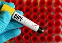 Жертвы врачебной халатности: родители ВИЧ-инфицированных детей требуют льготные образовательные гранты