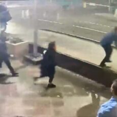 Парня зарезали прилюдно в ночном клубе Шымкента