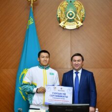 20-летнему Рсалы Сабыржану подарили квартиру в Шымкенте