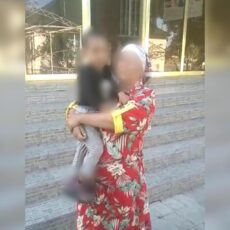 Заблудившегося 3-летнего ребенка нашли на трассе