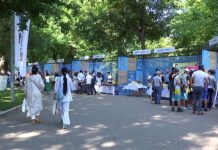 Выставка товаропроизводителей проходит в центральном парке