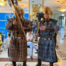 Казахские “батыры” пришли голосовать в Шымкенте
