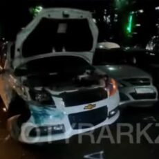 ДТП с участием 4 автомобилей произошло в центре Шымкента