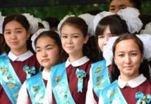 В Минпросвещении рассказали, как изменятся каникулы школьников