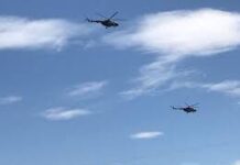 Военные вертолеты в небе напугали шымкентцев