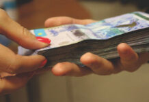 Около 16 млн тенге обманным путем получила мошенница