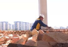 Строители оставляют за собой архитектурное наследие