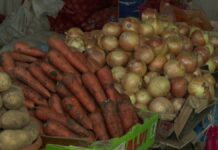 Грустная статистика: казахстанцы тратят на еду ползарплаты