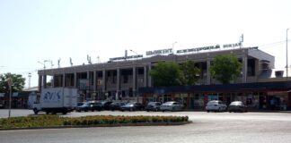 Пассажиры жалуются на отсутствие условий на ЖД вокзале Шымкента