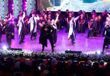 Общественных деятелей в Шымкенте наградили в канун Дня Конституции